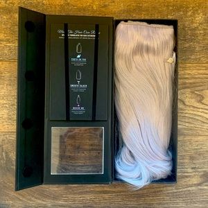 Selling brand new in box Zala 16 inch Halo Hair Extensions.